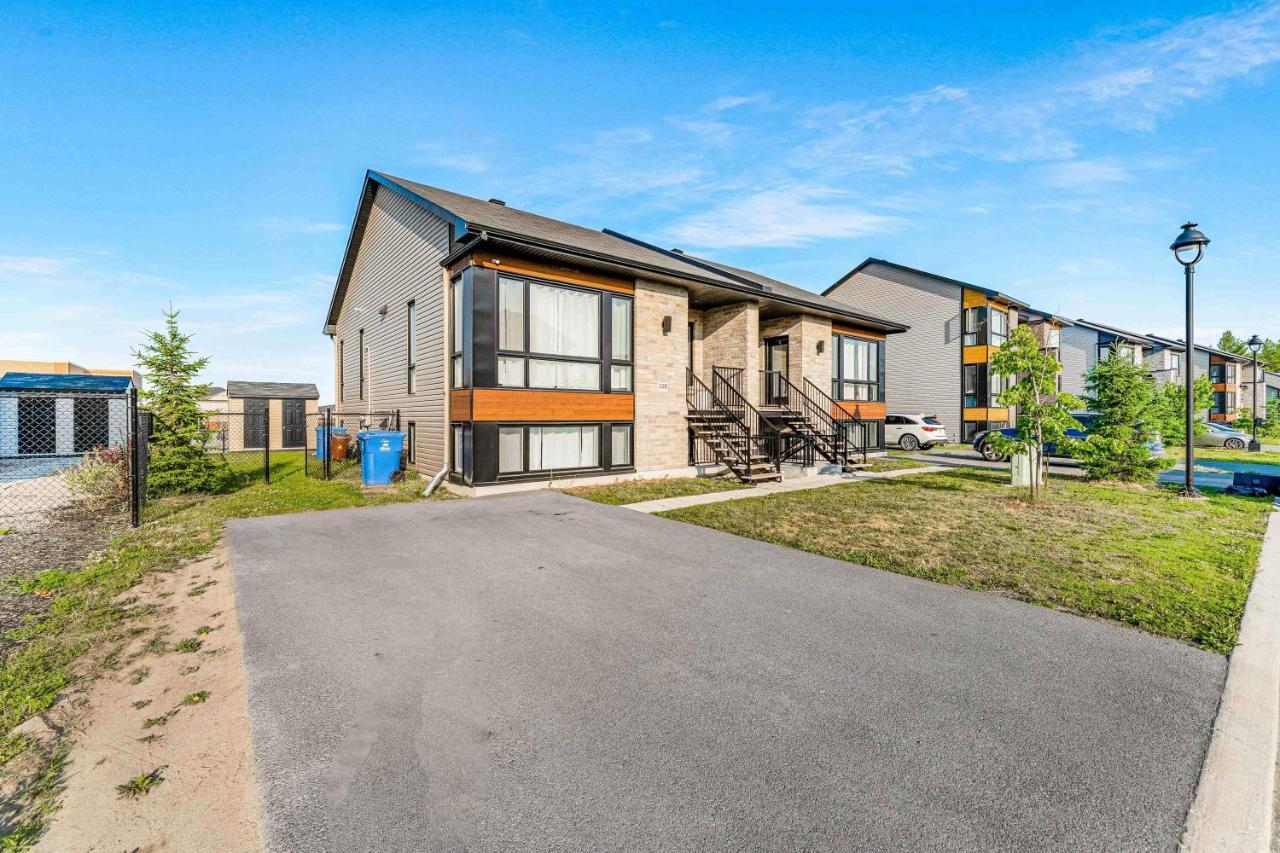 Charming And Cozy Condo Apartment Gatineau Luaran gambar